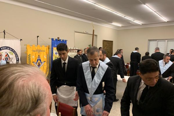 loja-de-mesa-04062024-2834A1D113-62FC-8B8E-0995-4E9A309A002B.jpeg